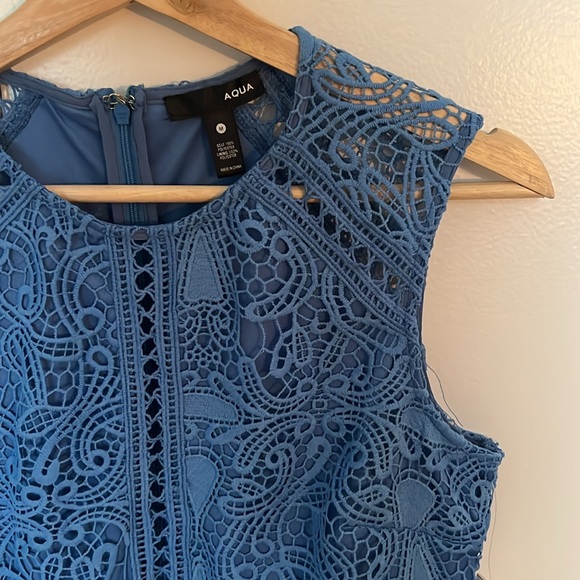 Aqua Lace Sheath Dress - Picture 3 of 10